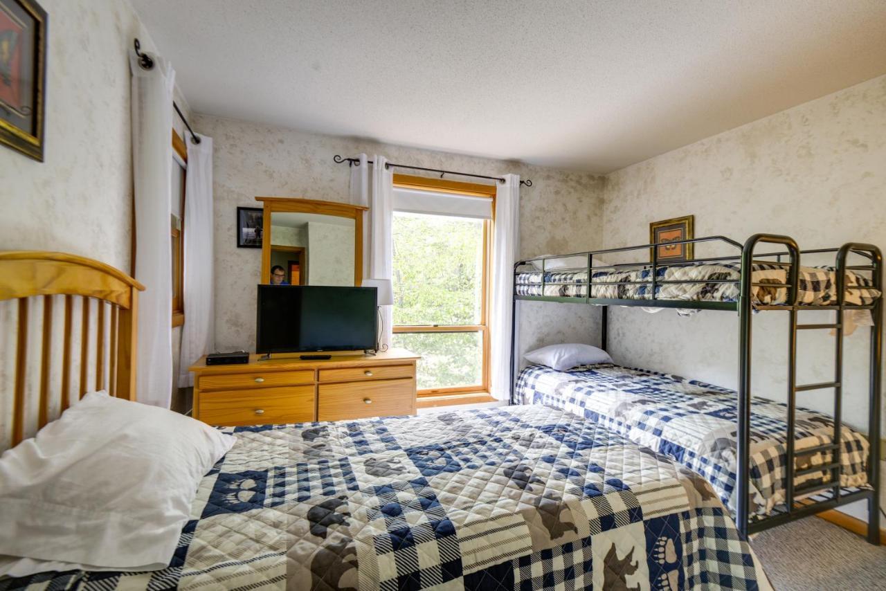 Well-Appointed Lincoln Abode Ski, Swim And Fish! Εξωτερικό φωτογραφία